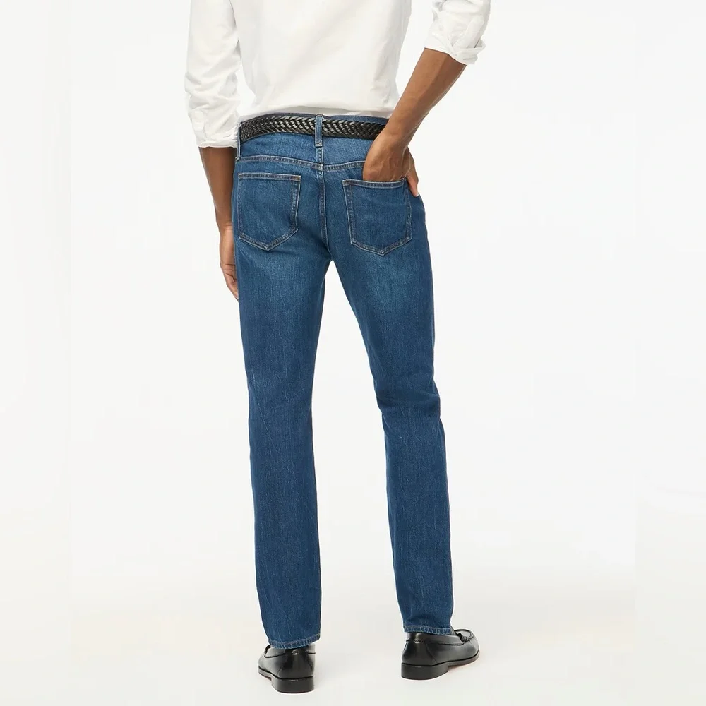NWT J. Crew Men’s Slim-fit jean in vintage stretch - Size 29x32 - Heritage Blue